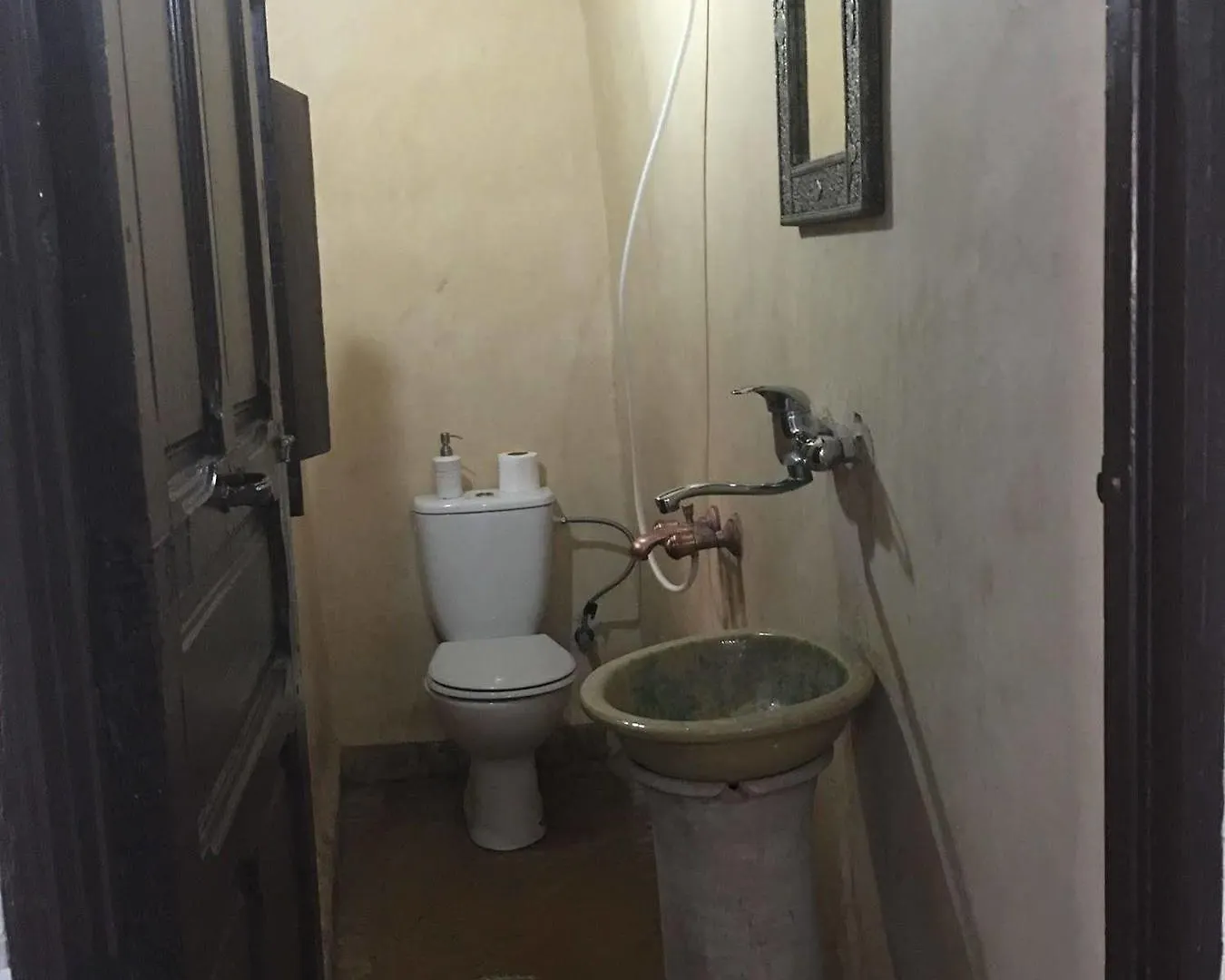 Darlek - Fez Hotel