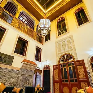 Riad Dar El Ouedghiri, Fes